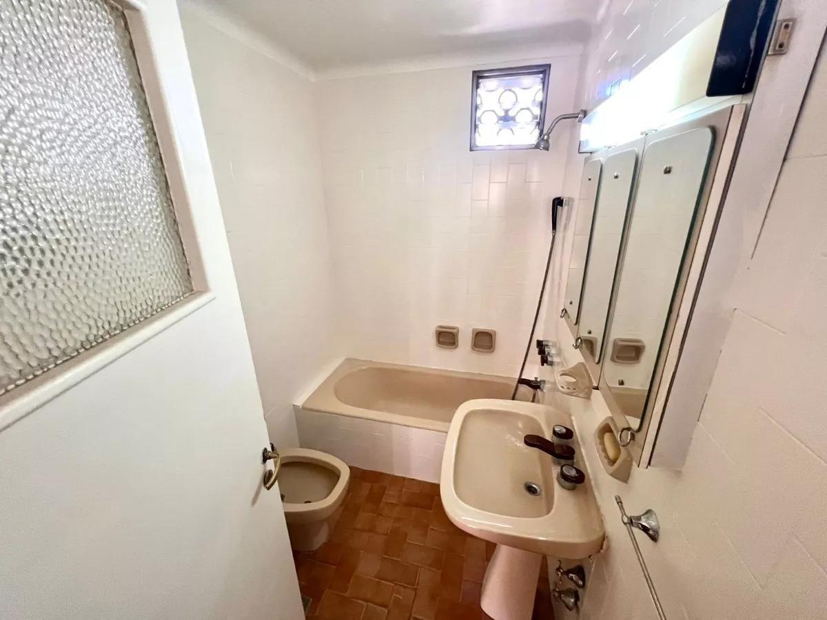 PH en Venta - 3 Dorm. 1 Baño - 209 m² - Santa Rita 5