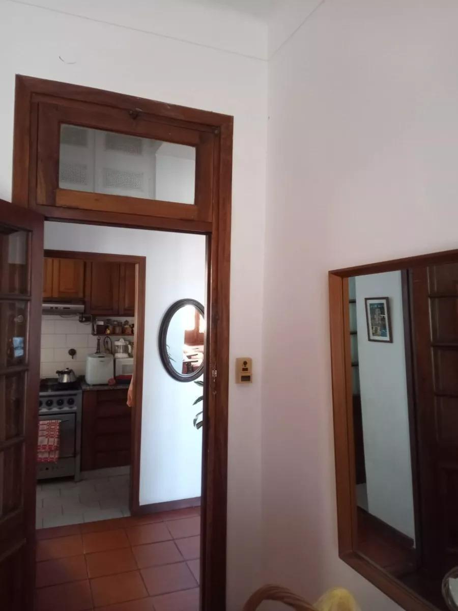 PH en Venta - 2 Dorm. 2 Baños - 200 m² - Barracas 3