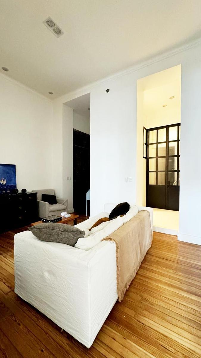 Departamento en Venta - 4 Dorm. 2 Baños - 165 m² - Retiro 5