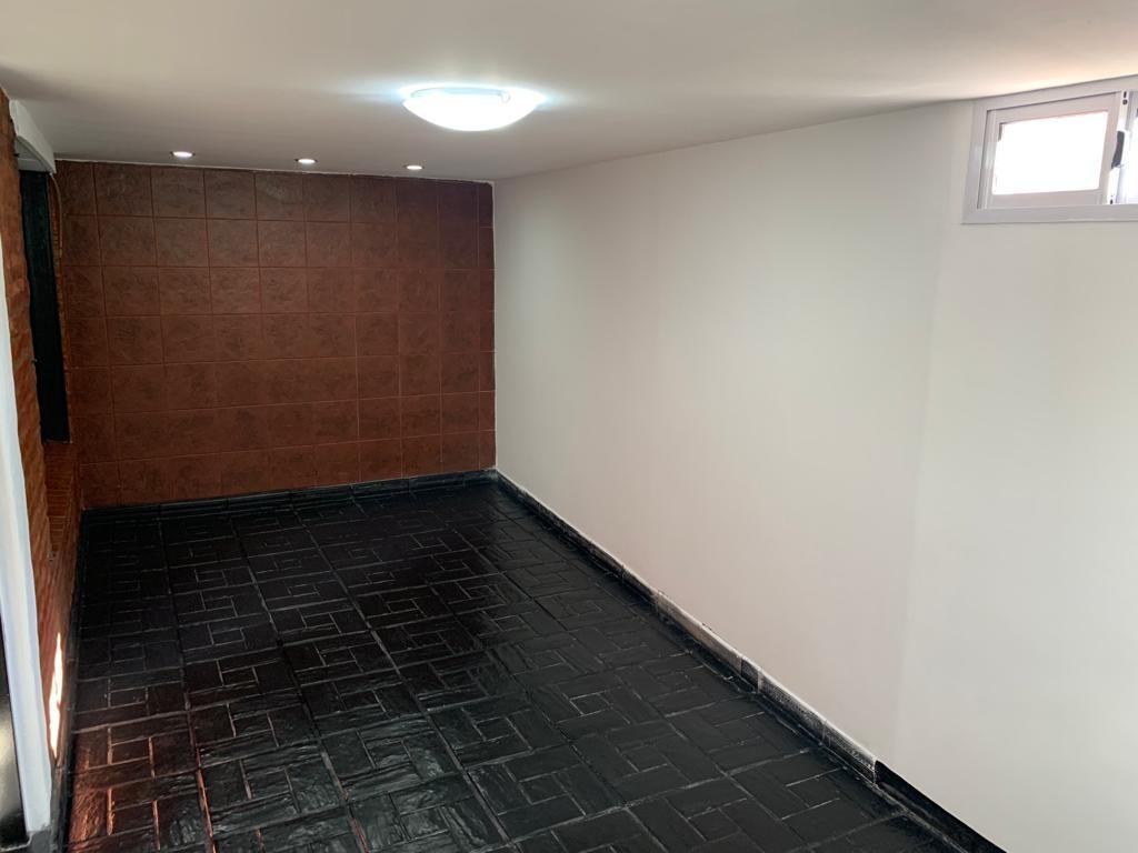 PH en Venta - 3 Dorm. 1 Baño - 117 m² - Parque Avellaneda 4