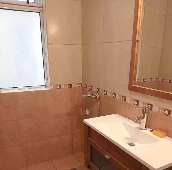 Departamento en Venta - 2 Dorm. 1 Baño - 63 m² - Chacarita 3