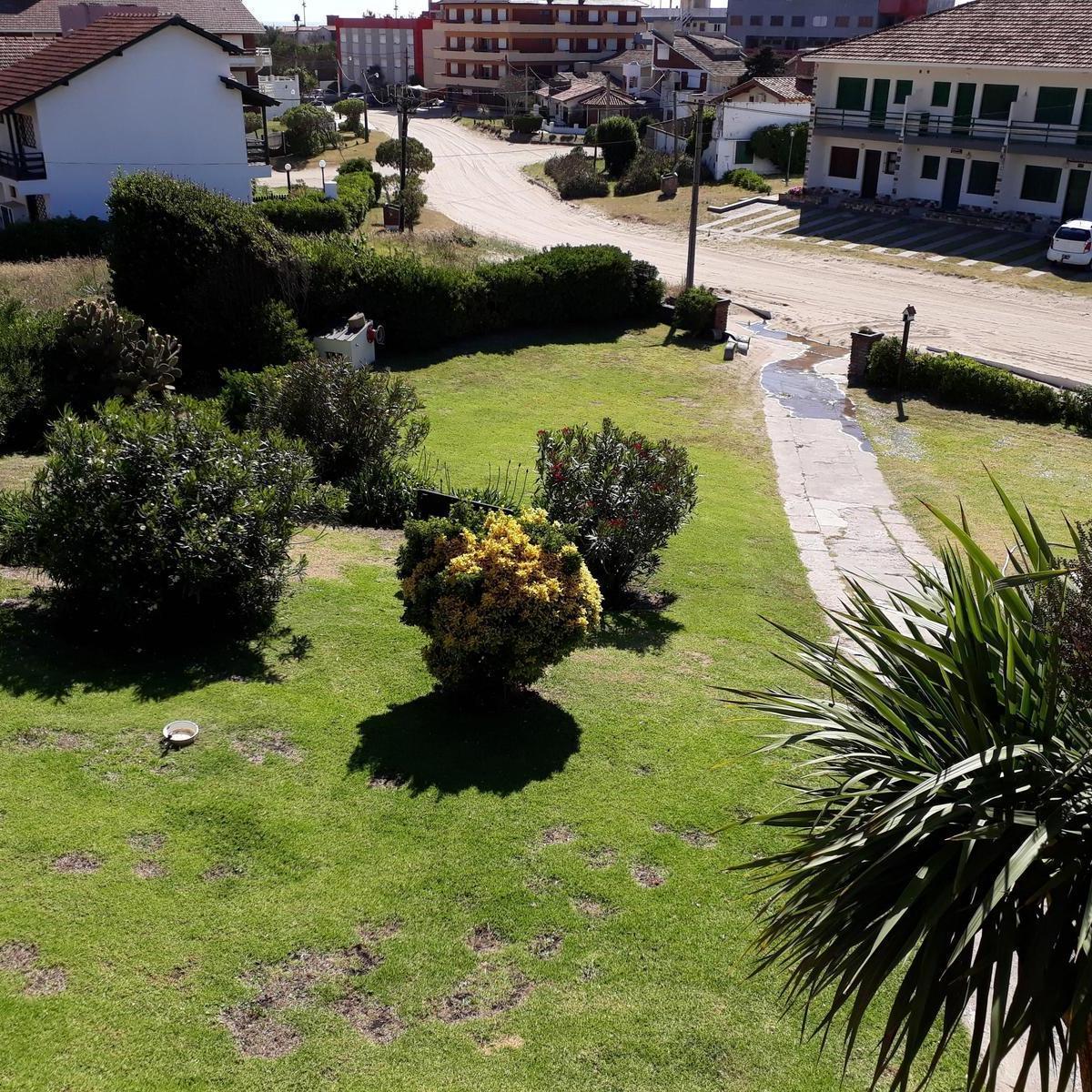 Hotel en Venta - 16 Habitaciones - 828 m² - Villa Gesell 3
