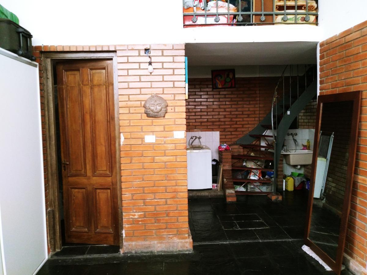 Casa en Venta - 4 Dorm. 2 Baños - 200 m² - Almagro 4