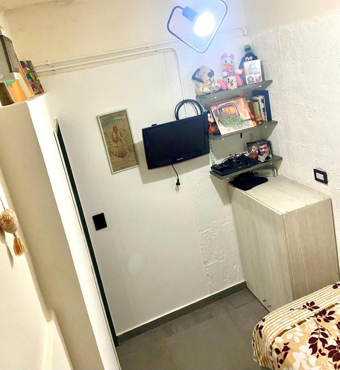 Departamento en Venta - 2 Dorm. 1 Baño - 80 m² - Caballito 4
