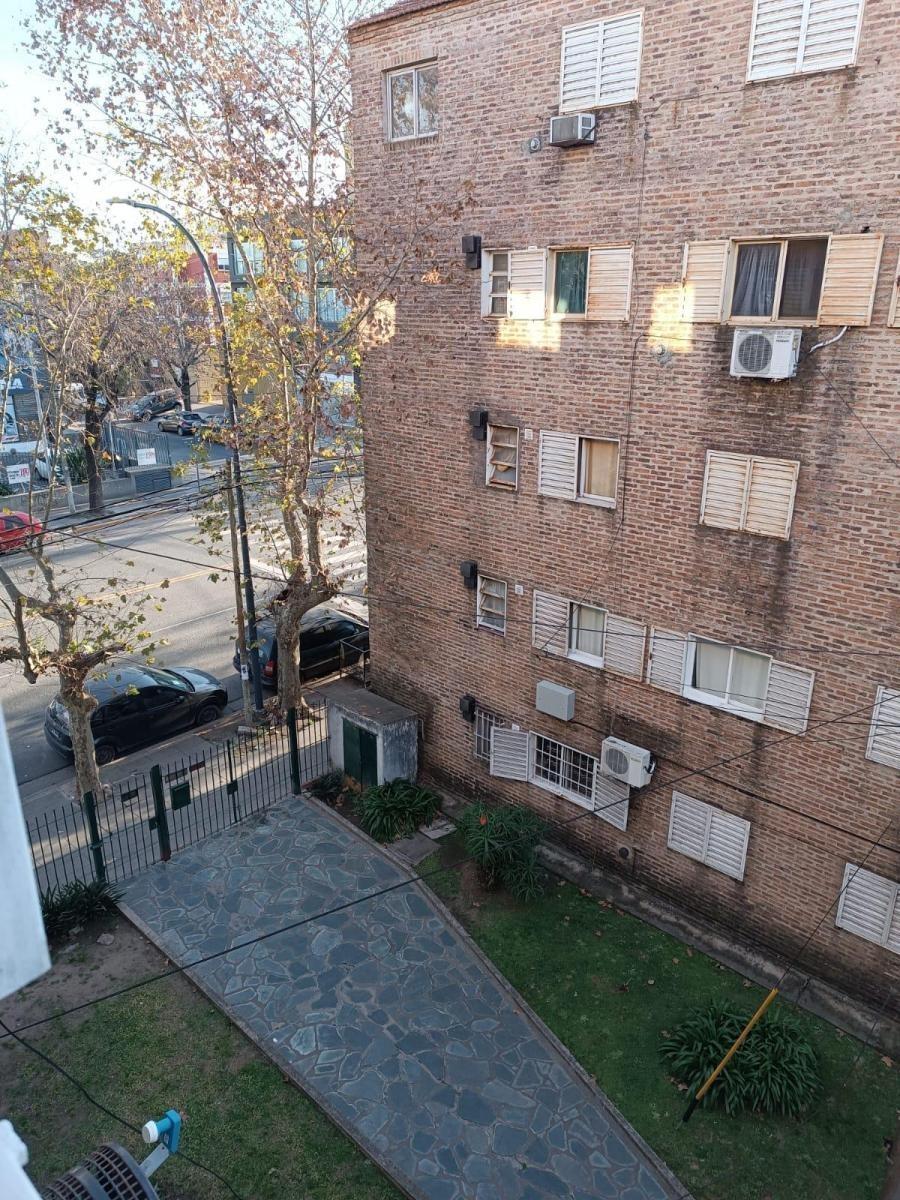Departamento en Venta - 2 Dorm. 1 Baño - 42 m² - Muñíz 5