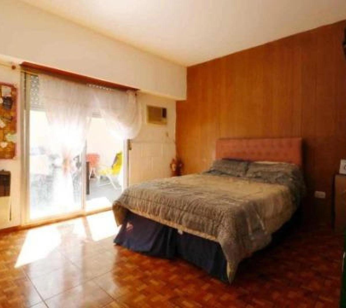 Casa en Venta - 3 Dorm. 3 Baños - Cochera - 250 m² - Villa Pueyrredón 1