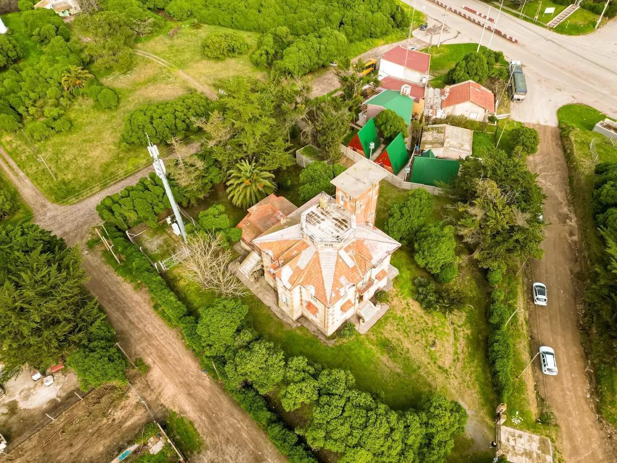 Casa en Venta - 8 Dorm. 4 Baños - 2.920 m² - Quequén, Necochea 5