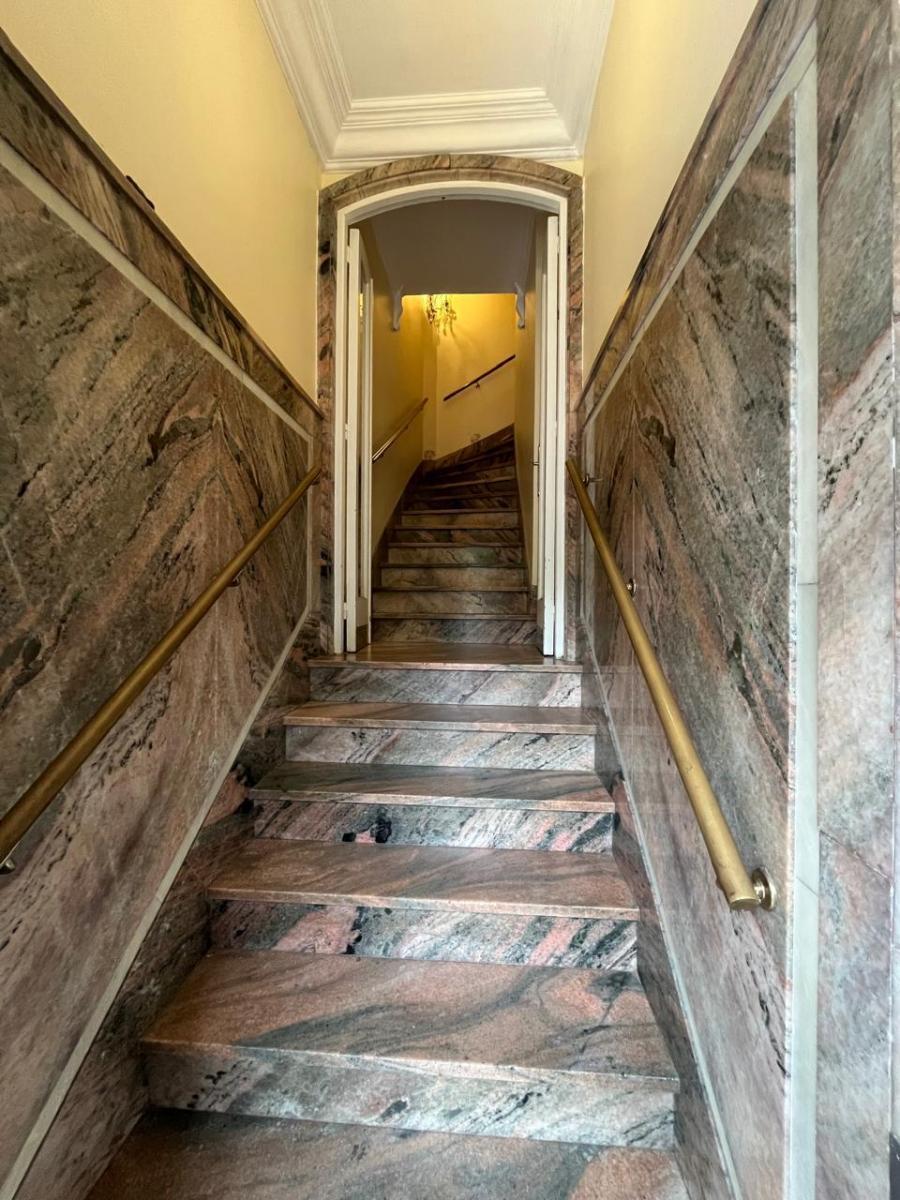 Casa en Venta - 4 Dorm. 2 Baños - 320 m² - Villa Urquiza 1