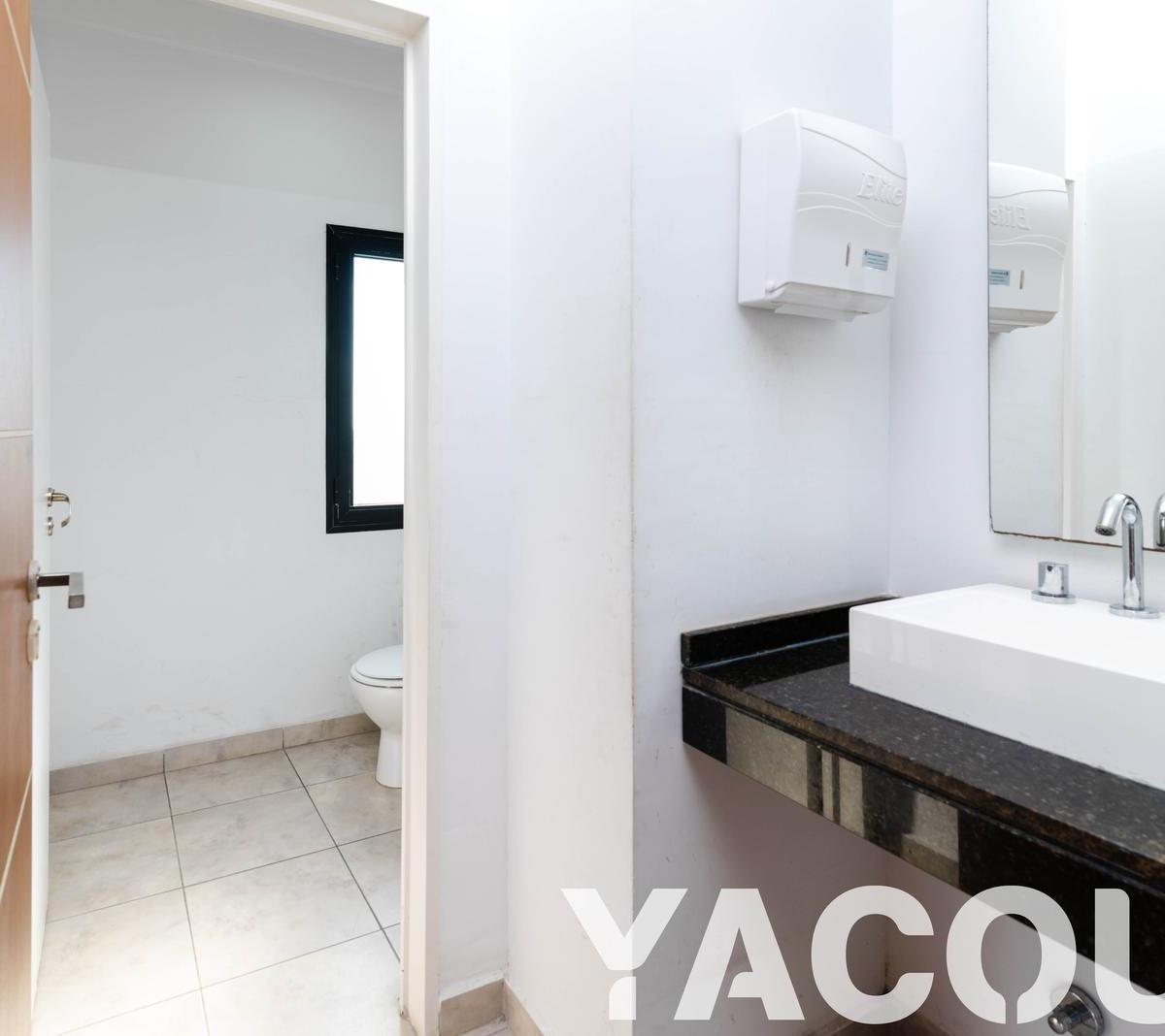 Departamento en Venta - 2 Dorm. 2 Baños - Cocheras - 92 m² - Villa Ortuzar 2