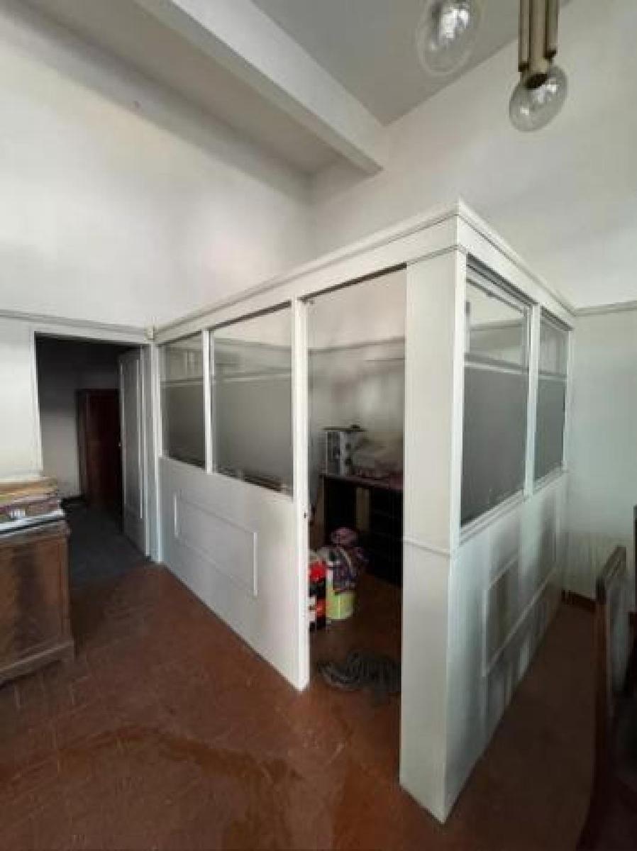 PH en Venta - 2 Dorm. 1 Baño - Local - 97 m² - San Cristóbal 2