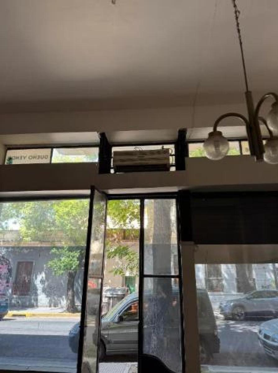 PH en Venta - 2 Dorm. 1 Baño - Local - 97 m² - San Cristóbal 5