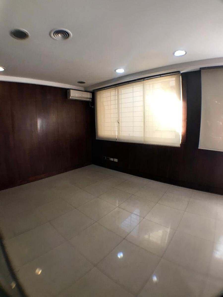 Oficina en Venta - 2 Baños - 119.39 m² - Microcentro 1