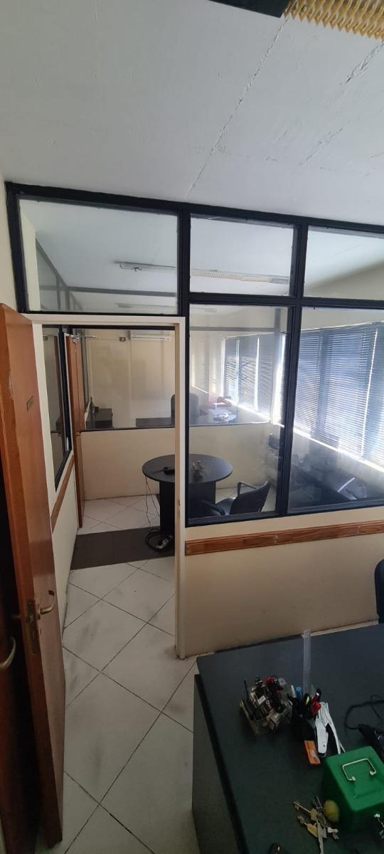 Edificio Comercial en Venta - 12 Oficinas - Baños - Cocheras - 480 m² - Parque Patricios 4