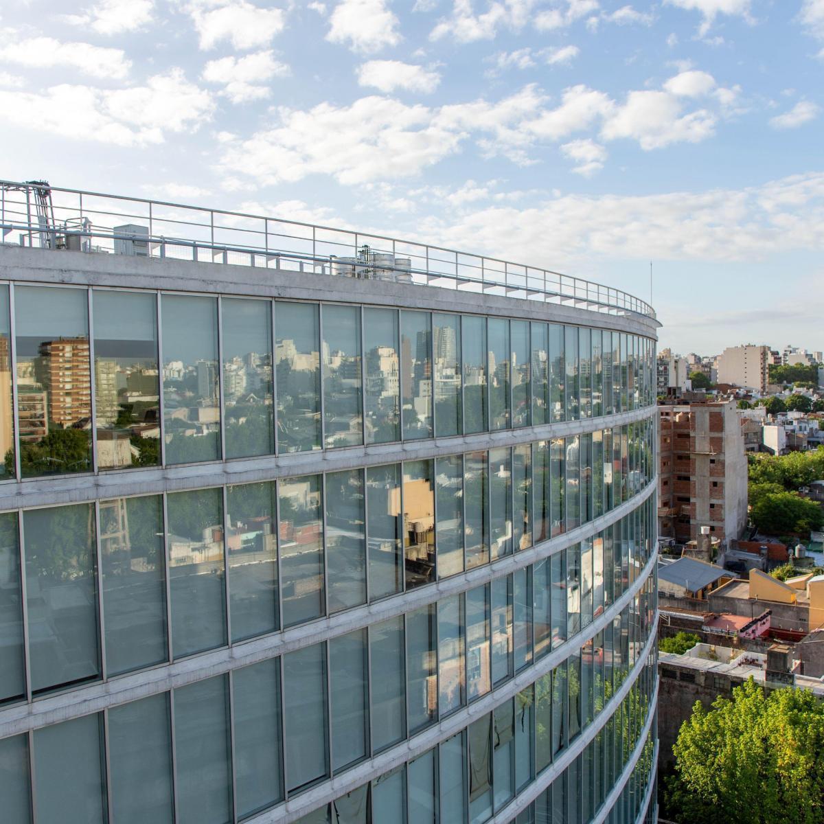 Oficina en Venta - 5 Ambientes 2 Baños - Cocheras - 951 m² - Parque Patricios 4