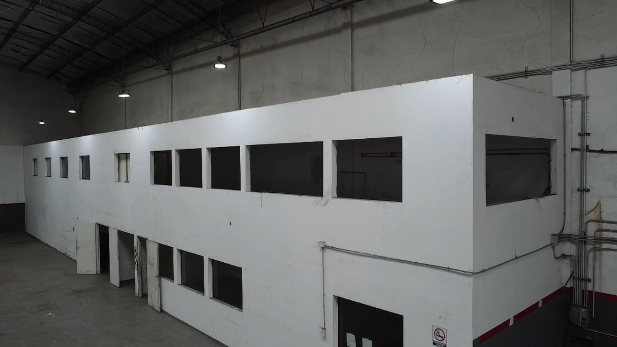 Depósito en Venta - Oficinas - Baños - Cocheras - 1.280 m² - Paternal 5