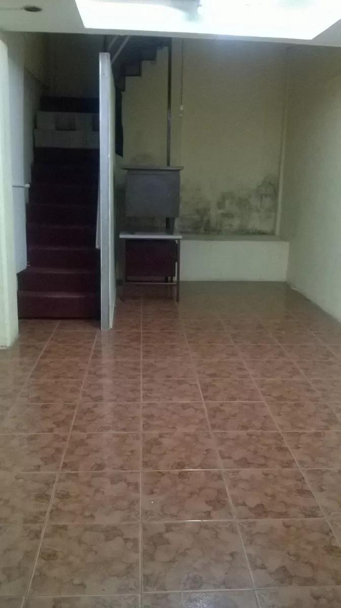 Local en Venta - 3 Ambientes - 45 m² - Flores 5