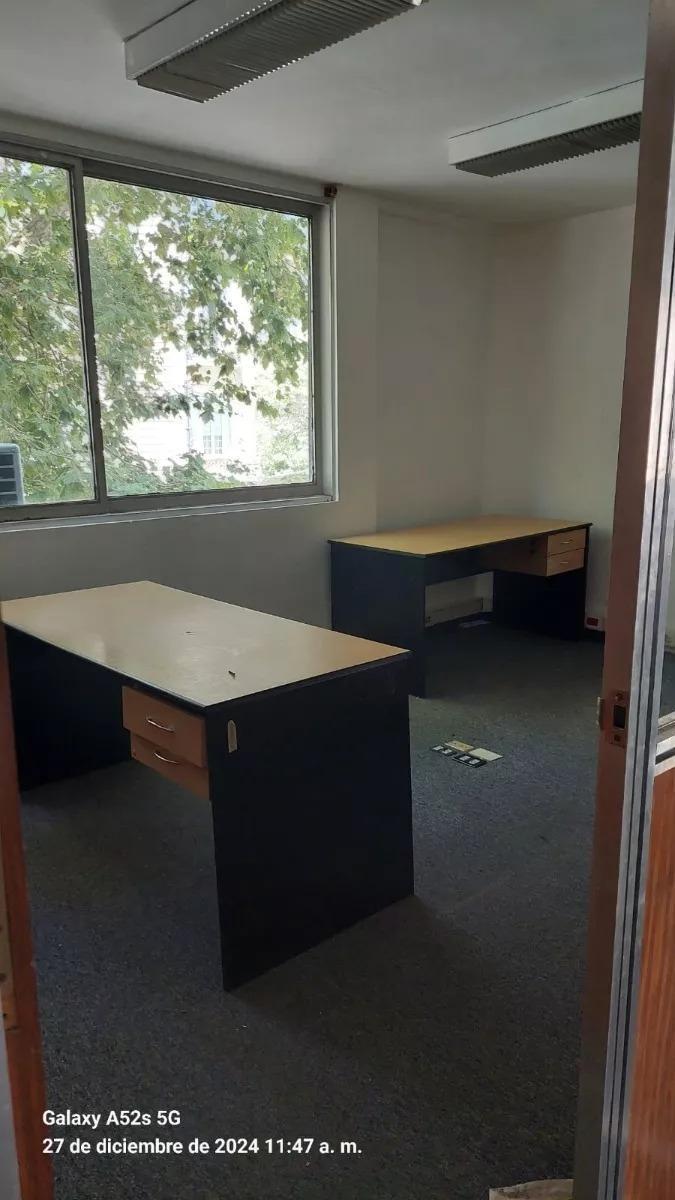 Oficina en Venta - 4 Oficinas 3 Baños - 150 m² - Monserrat 4