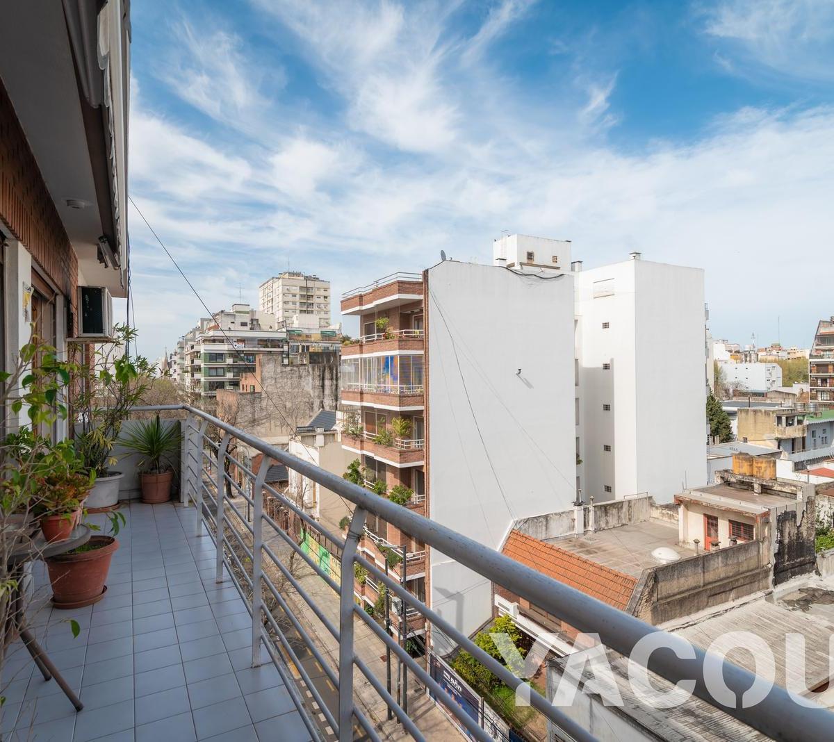 Departamento en Venta - 4 Dorm. 3 Baños - Cochera - 195 m² - Caballito 3