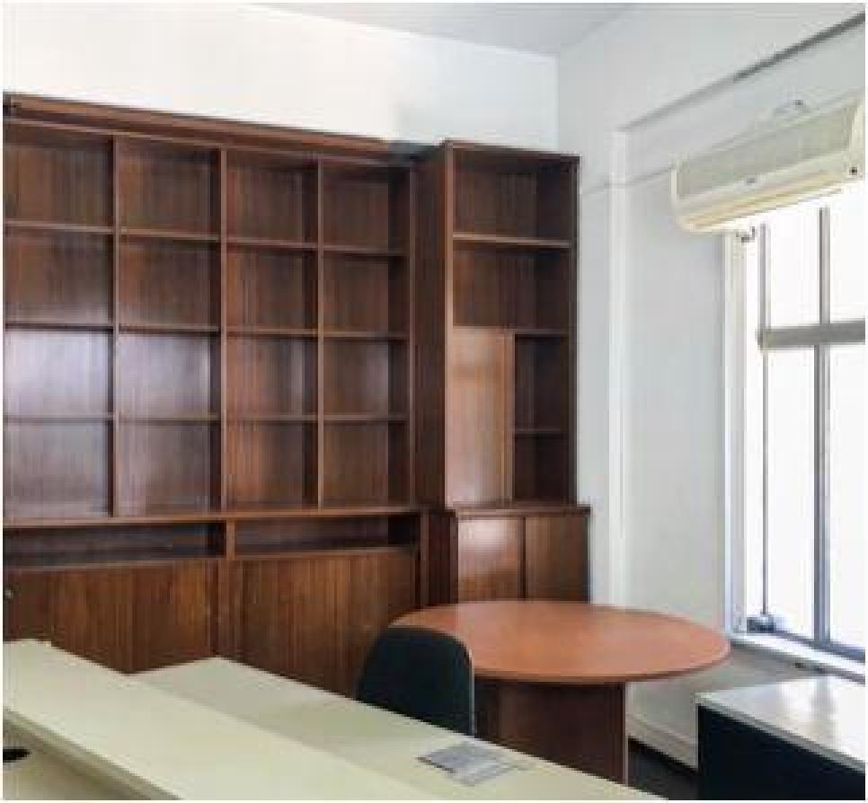 Oficina en Venta - 6 Despachos 2 Baños - 270 m² - Monserrat 3