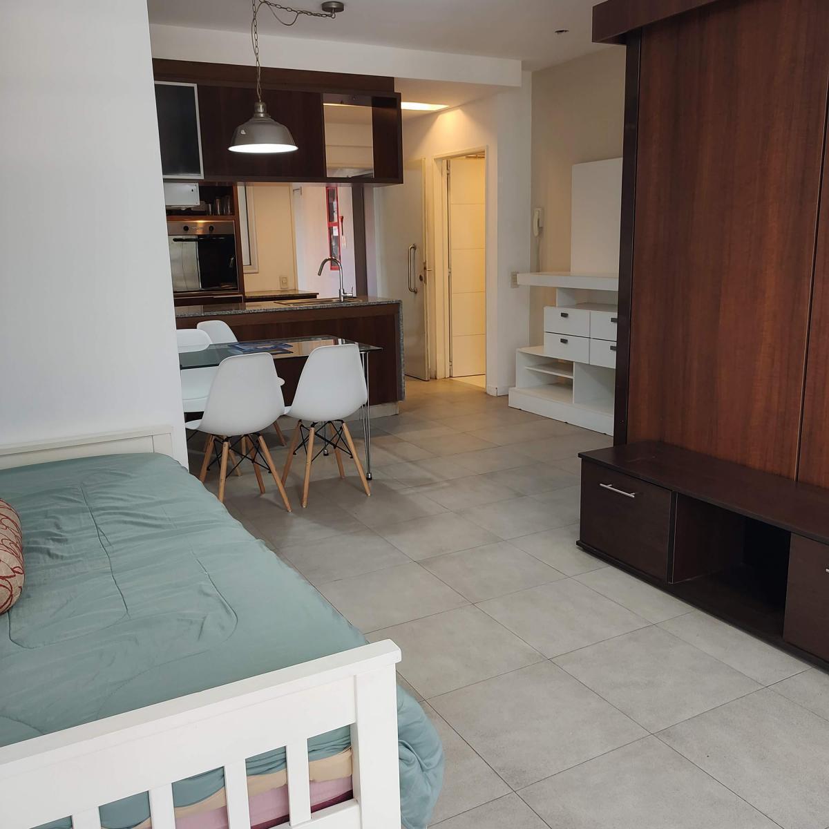 Departamento en Venta - 1 Dormitorio 1 Baño - 42 m² - Barracas 5