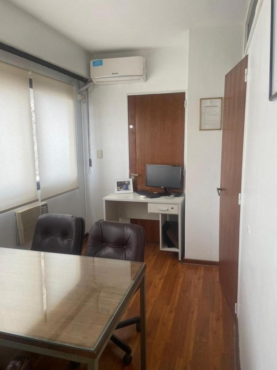 Oficina en Venta - 5 Despachos - 75 m² - San Nicolás 2