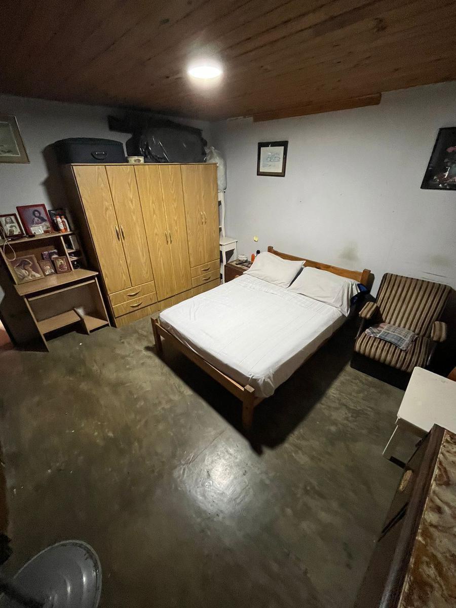 Casa en Venta - 4 Dorm. 1 Baño - 300 m² - Villa Soldati 2
