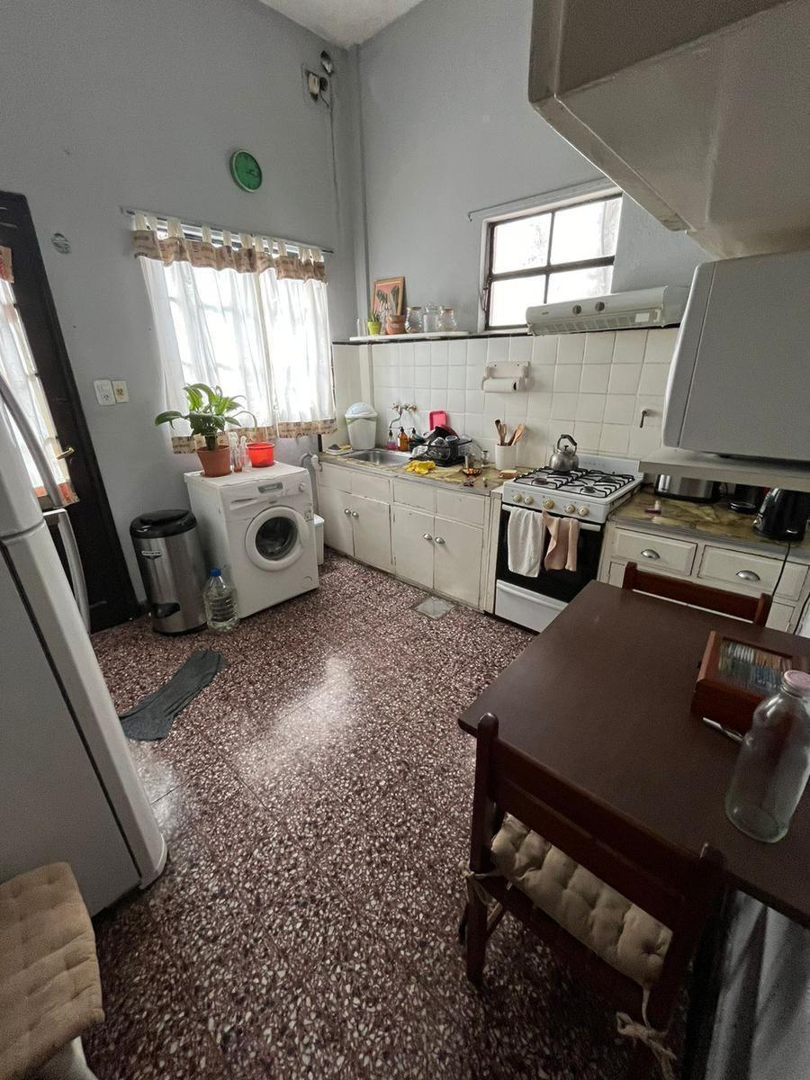 Casa en Venta - 4 Dorm. 1 Baño - 300 m² - Villa Soldati 1