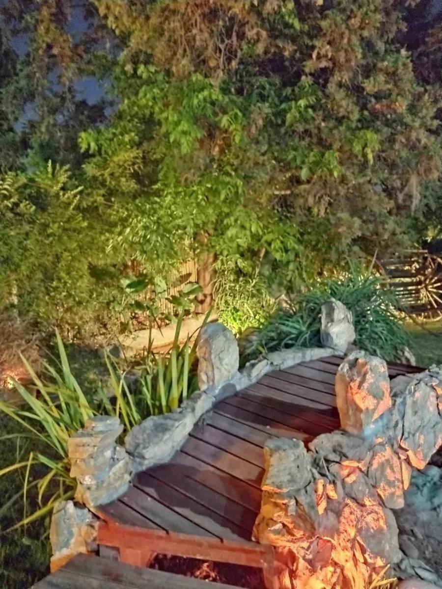 Casa en Venta - 4 Dorm. 3 Baños - Cocheras - 900 m² - Bella Vista 5