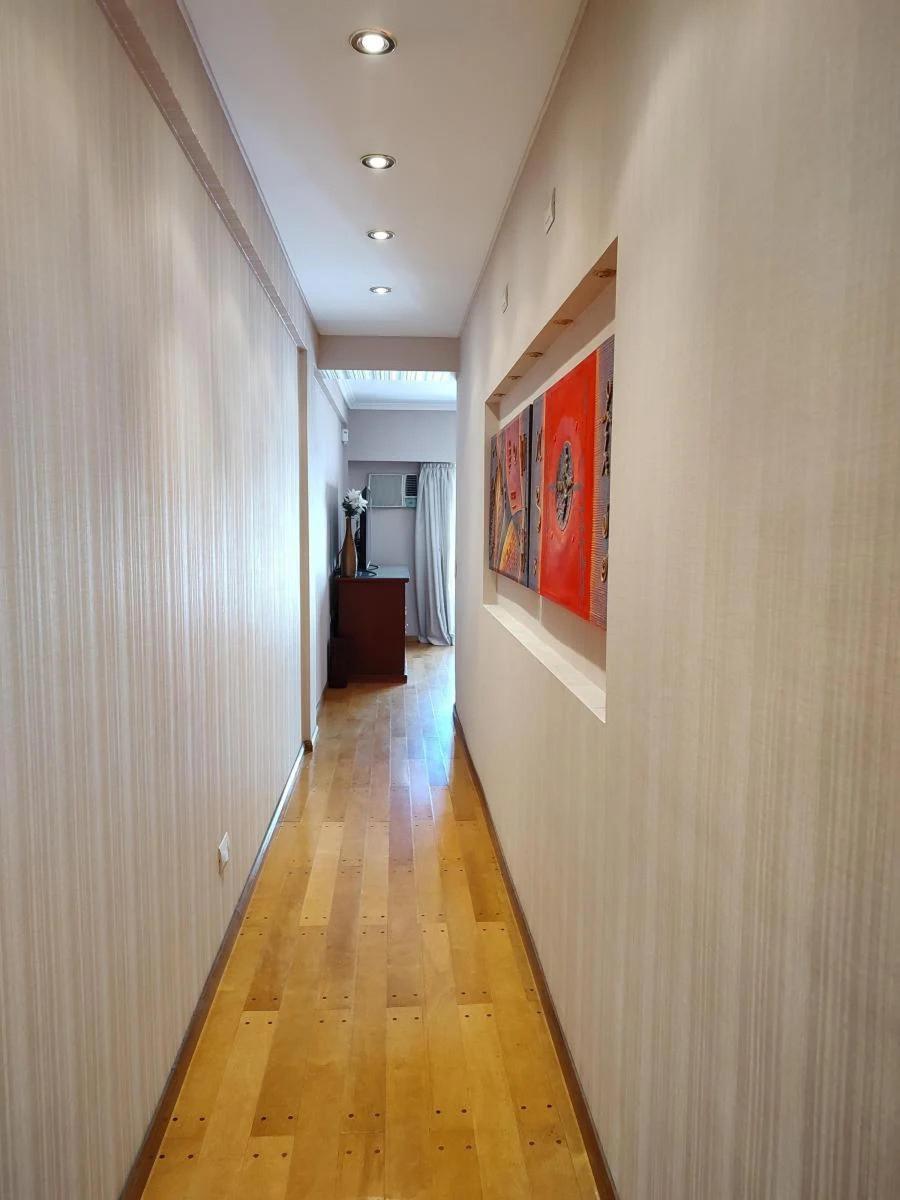 Casa en Venta - 6 Dorm. 6 Baños - Cocheras - 556 m² - Villa del Parque 5