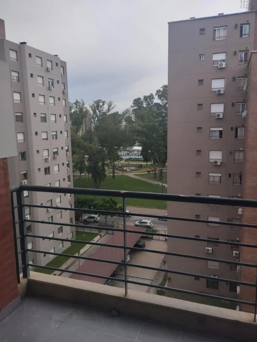 Departamento en Venta - 2 Dorm. 1 Baño - 58 m² - Villa Lugano 4