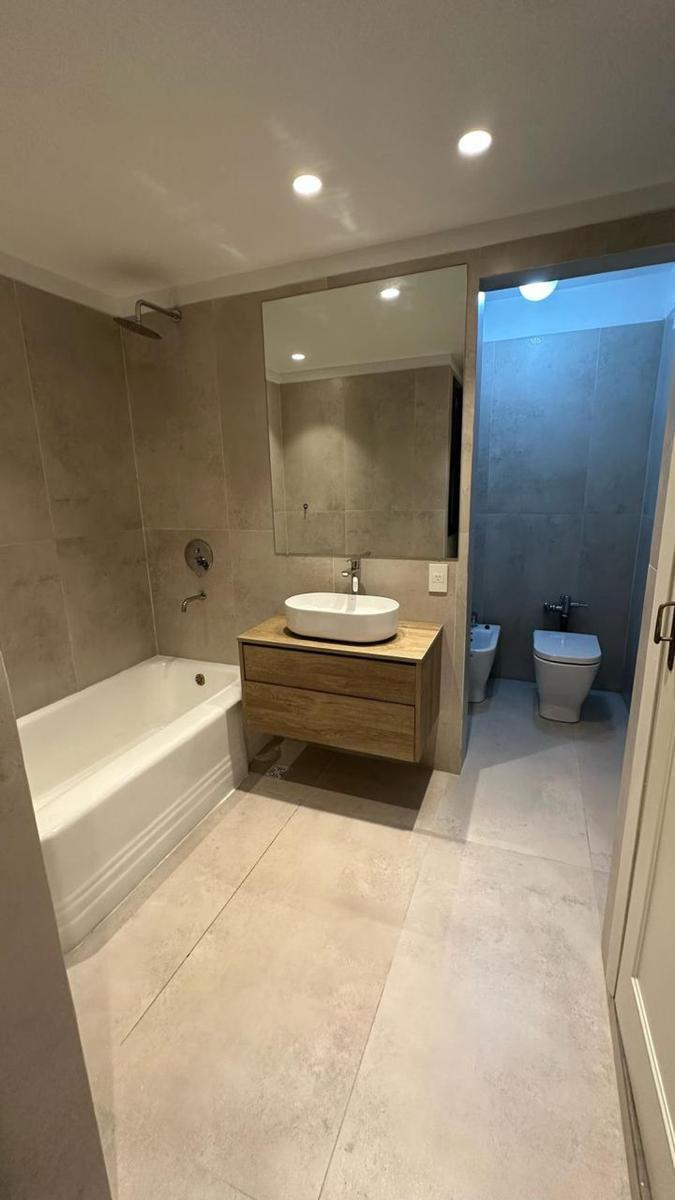 Departamento en Venta - 3 Dorm. 3 Baños - 287 m² - Caballito 3
