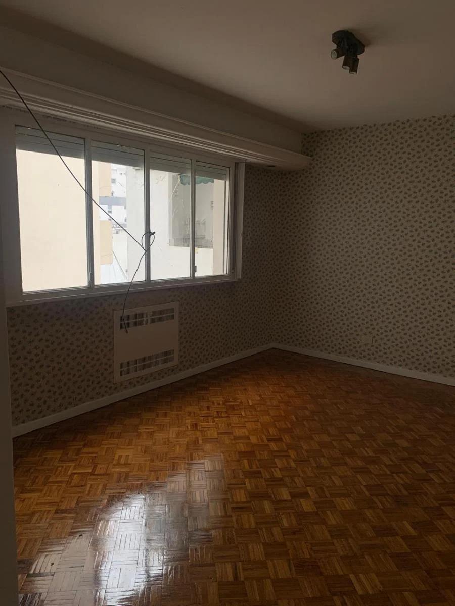 Departamento en Venta - 3 Dorm. 2 Baños - 145 m² 2