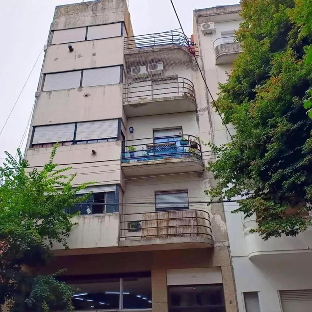 Departamento en Venta - 2 Dorm. 2 Baños - 76 m² - Flores 1