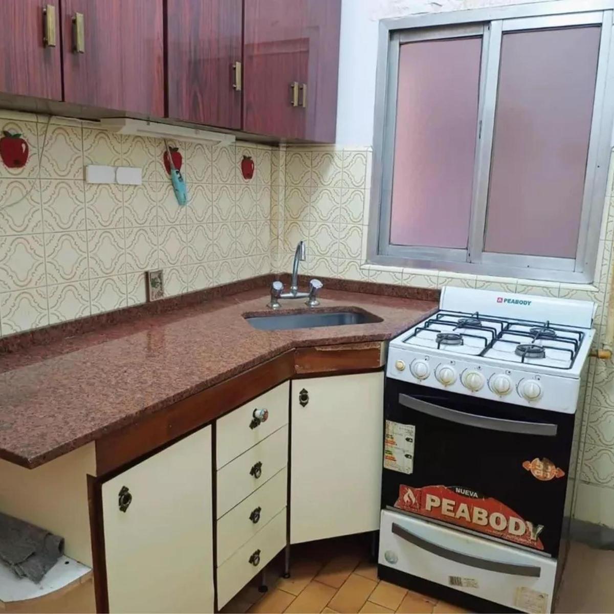 Departamento en Venta - 2 Dorm. 2 Baños - 76 m² - Flores 5