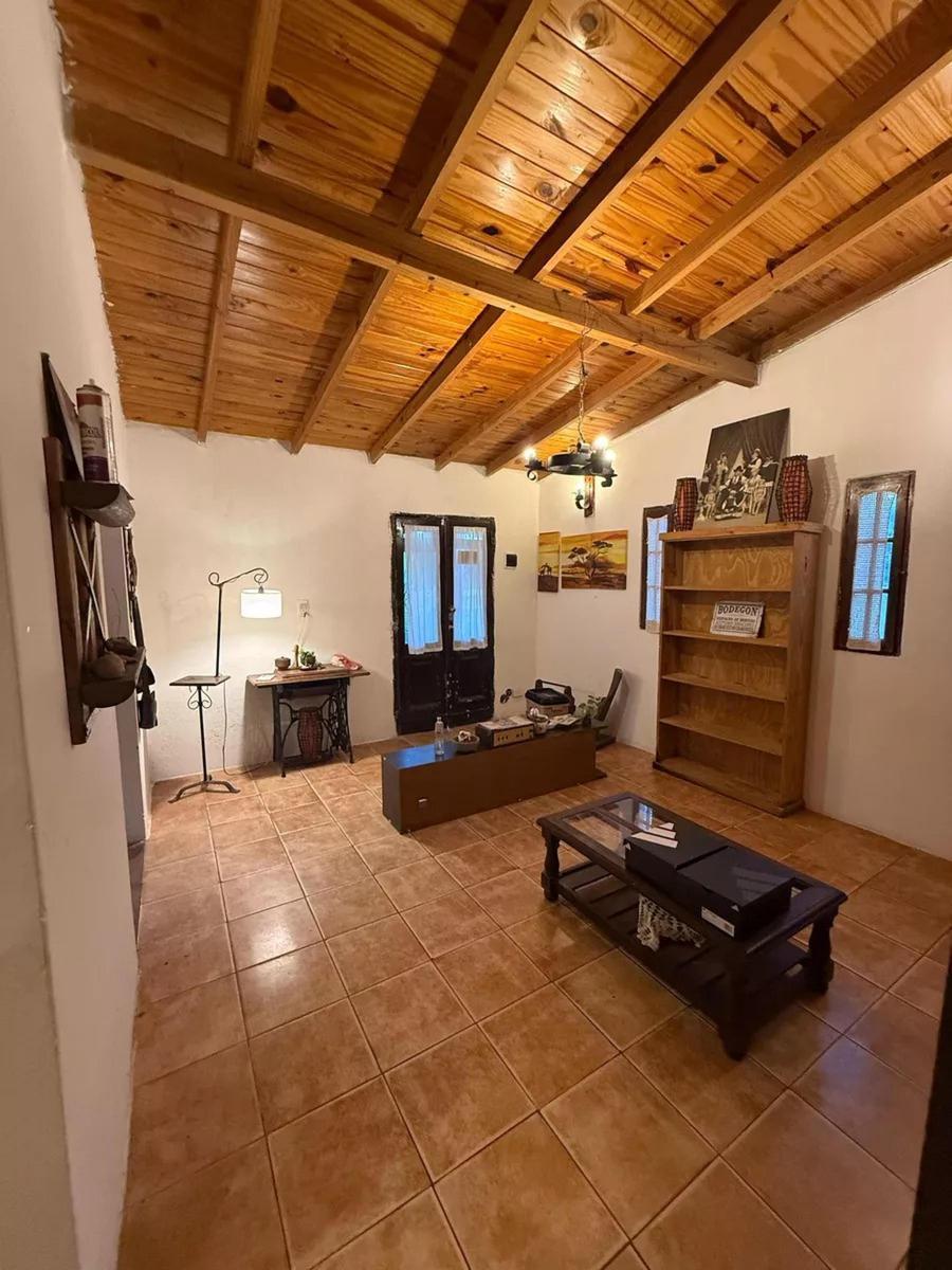 Casas en Venta - 5 Dorm. 2 Baños - 600 m² - Nueva Atlantis 3