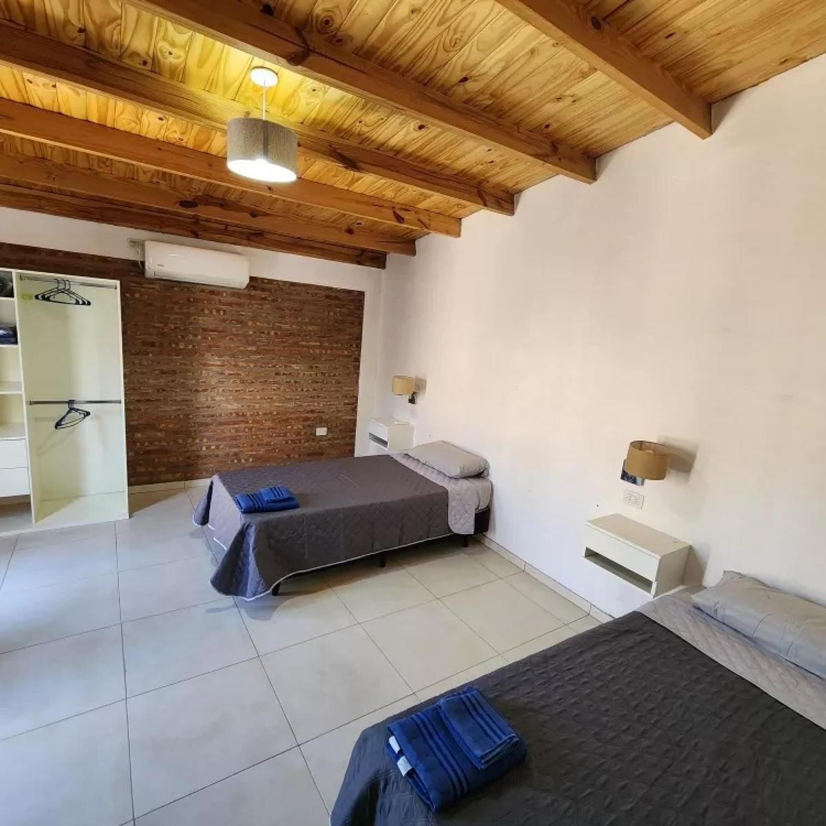 Casa en Venta - 2 Dorm. 1 Baño - 250 m² - Neuquén 4