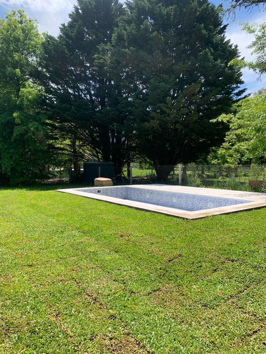 Casa en Venta - 3 Dorm. 4 Baños - 2.715 m² - Santa Clara del Mar 2