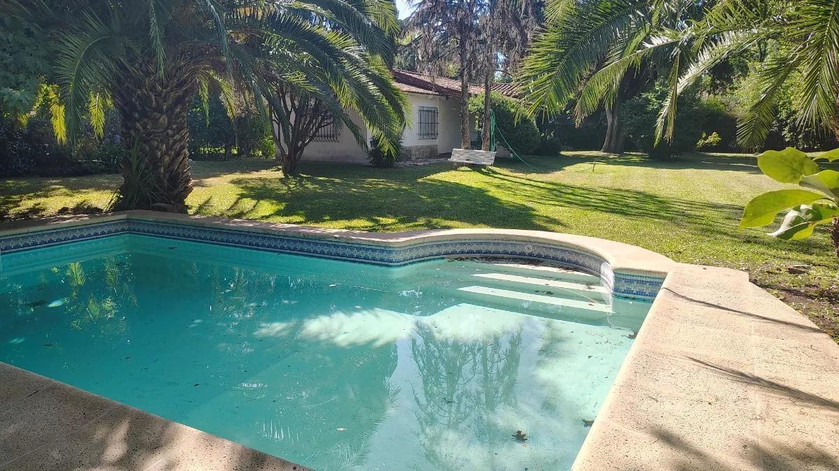 Casa en Venta - 3 Dorm. 1 Baño - Cochera - 1.140 m² - San Miguel 5