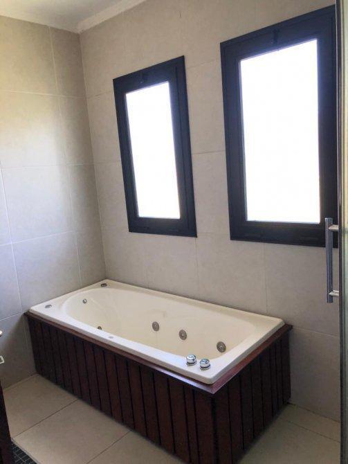 Casa en Venta - 2 Dorm. 2 Baños - 100 m² - Chascomus 5
