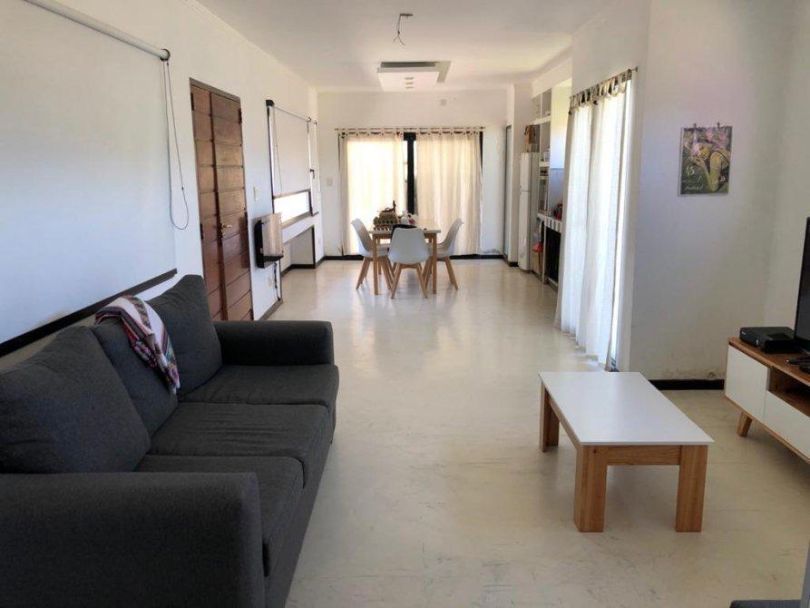 Casa en Venta - 2 Dorm. 2 Baños - 100 m² - Chascomus 4