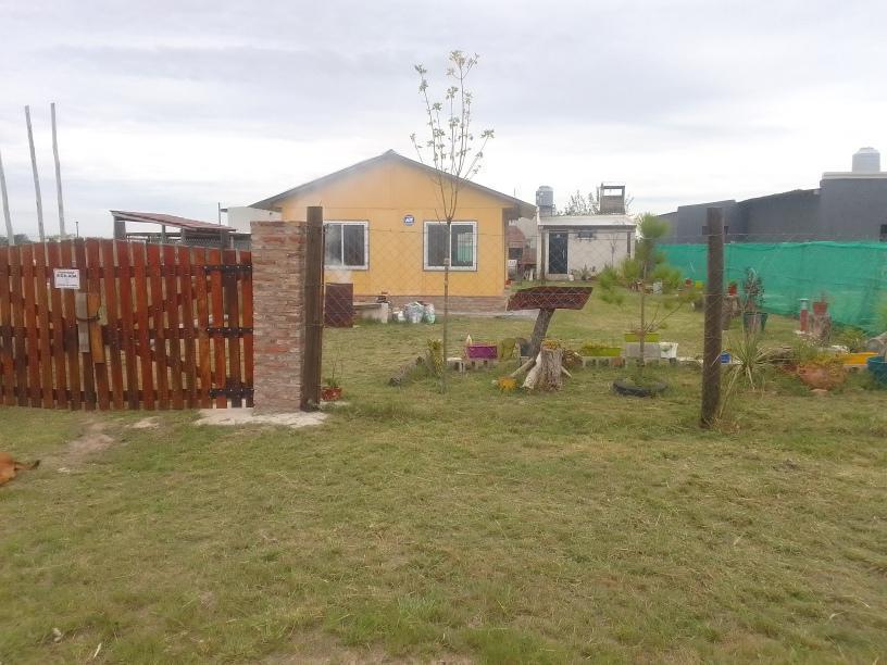 Casa en Venta - 2 Dormitorio 1 Baño - Cochera - 362 m² - Alejandro Korn, San Vicente 1