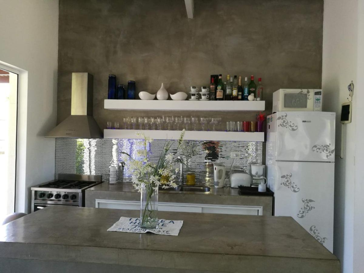 Casa en Venta - 3 Dorm. 3 Baños - Cocheras - 2.100 m² - Pinamar 3
