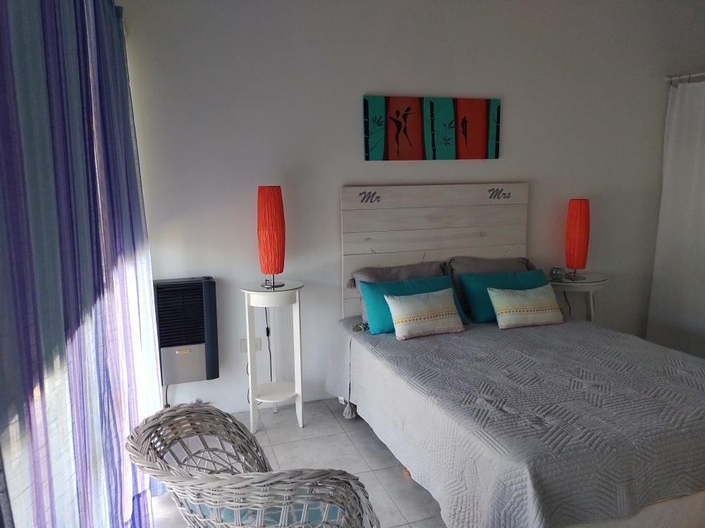 Casa en Venta - 3 Dorm. 3 Baños - Cocheras - 2.100 m² - Pinamar 5
