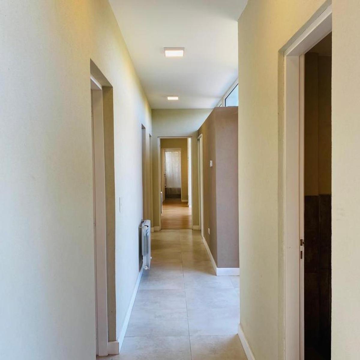 Casa en Venta - 3 Dorm. 2 Baños - 1.300 m² - Pinamar 4