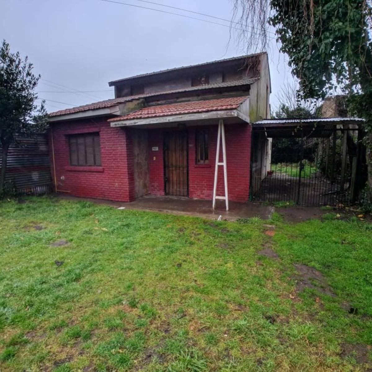 Casa en Venta - 2 Dorm. 1 Baño - 248 m² - Mar del Plata 2