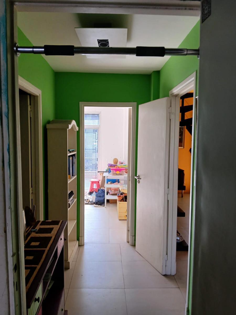 PH en Venta - 4 Dorm. 1 Baño - Villa Urquiza 5