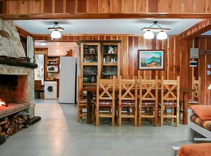 Edificio comercial en venta - 8 unidades funcionales - 650mts2 cubiertos - Las Gaviotas 3