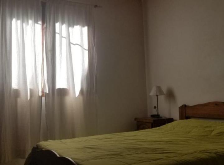 Edificio Comercial - 12 Dormitorios 7 Baños - 900Mts2 - Reta 3