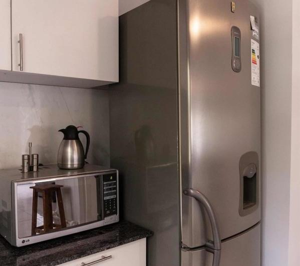 Edificio Comercial en venta - 4 Departamentos 2 Locales - 500Mts2 - Canning 5