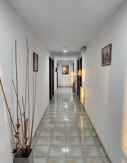 Edificio Comercial en venta - 15 Dormitorios 16 Baños 8 Cocheras - 658Mts2 - Carlos Tejedor 2
